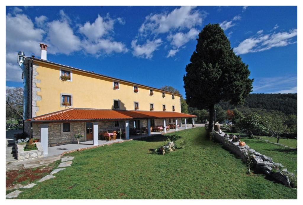 Villa Calussovo Ripenda Kras Exterior foto