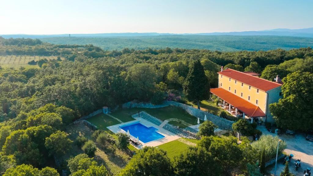 Villa Calussovo Ripenda Kras Exterior foto