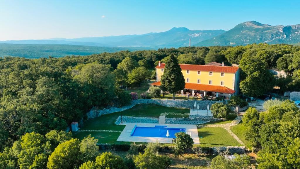 Villa Calussovo Ripenda Kras Exterior foto