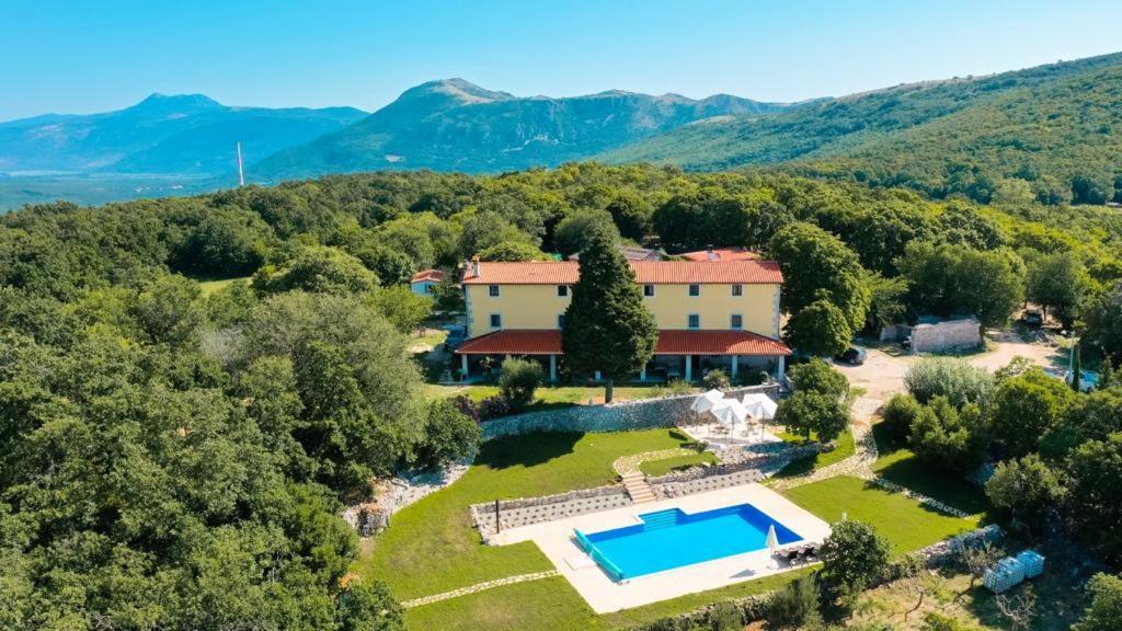 Villa Calussovo Ripenda Kras Exterior foto