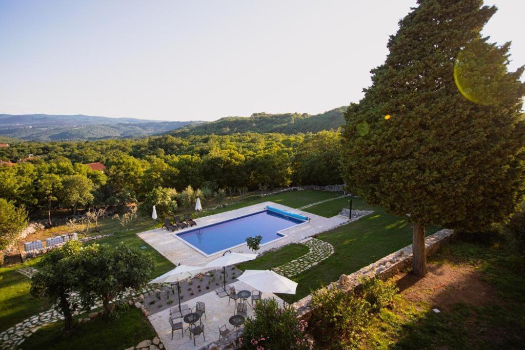 Villa Calussovo Ripenda Kras Exterior foto